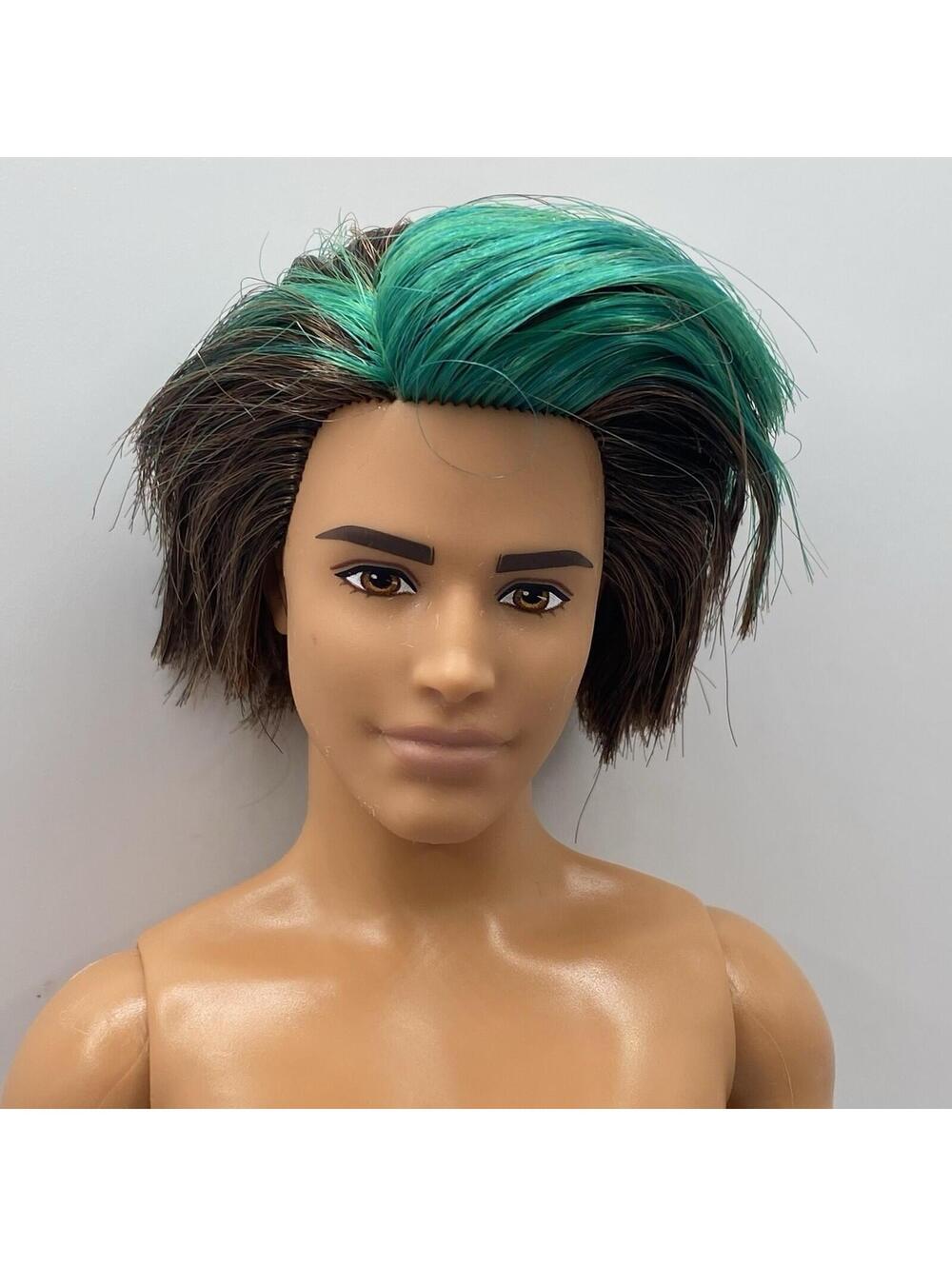 Barbie Extra Fly Travel  Articulated Ken Brunette Green Rooted Hair B19 Read